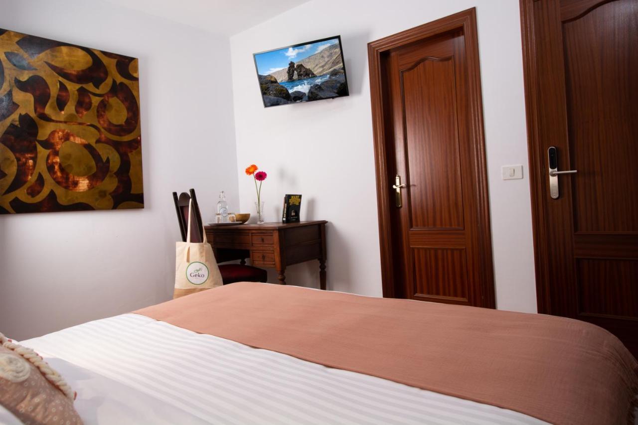 Geko Hotels Los Llanillos Екстериор снимка