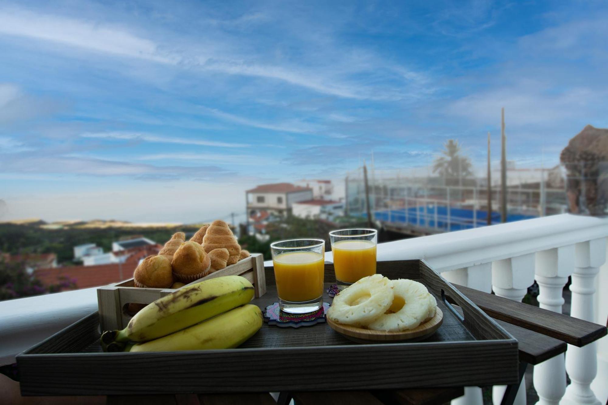 Geko Hotels Los Llanillos Екстериор снимка