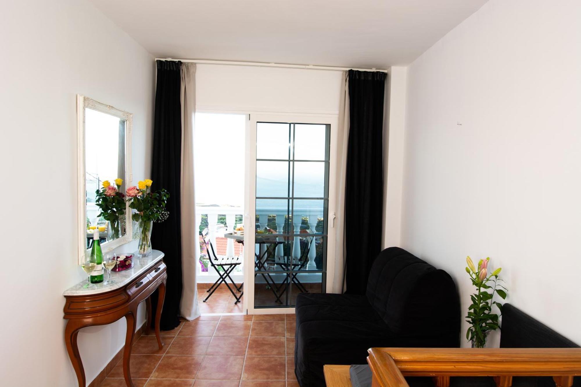 Geko Hotels Los Llanillos Екстериор снимка