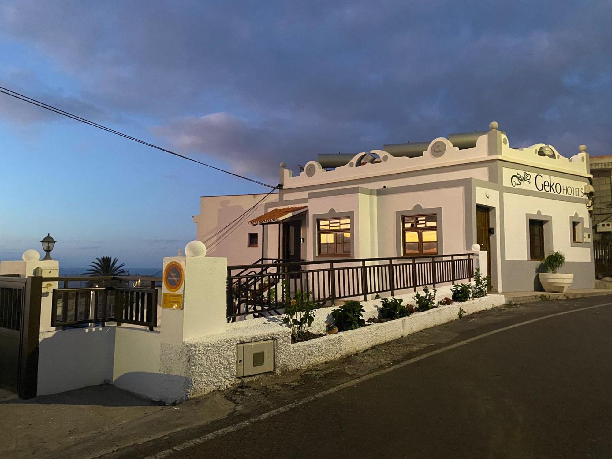 Geko Hotels Los Llanillos Екстериор снимка